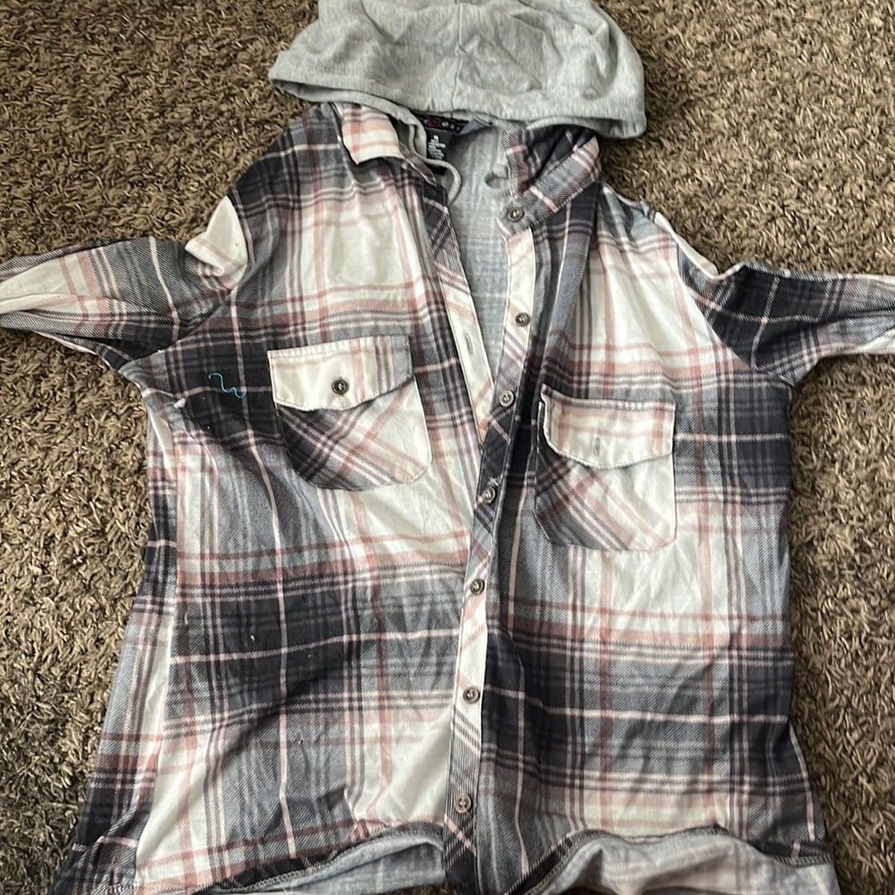 woman’s size XL flannel. brand polly & esther